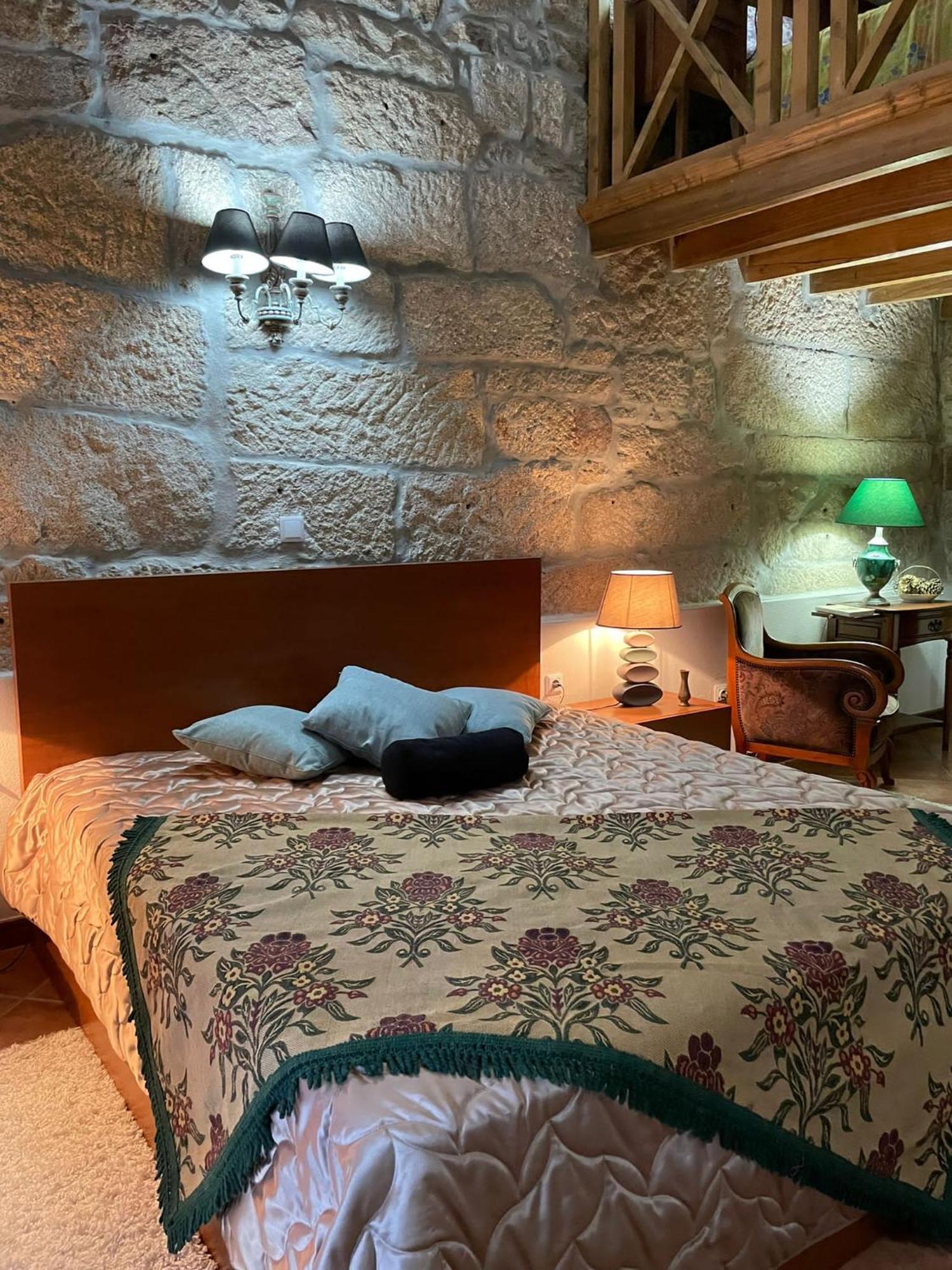 Casa Major Bed & Breakfast Pegarinhos Luaran gambar